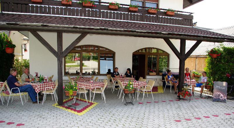 Penzion Vila Bistrica Bed & Breakfast Bohinjska Bistrica Exterior photo